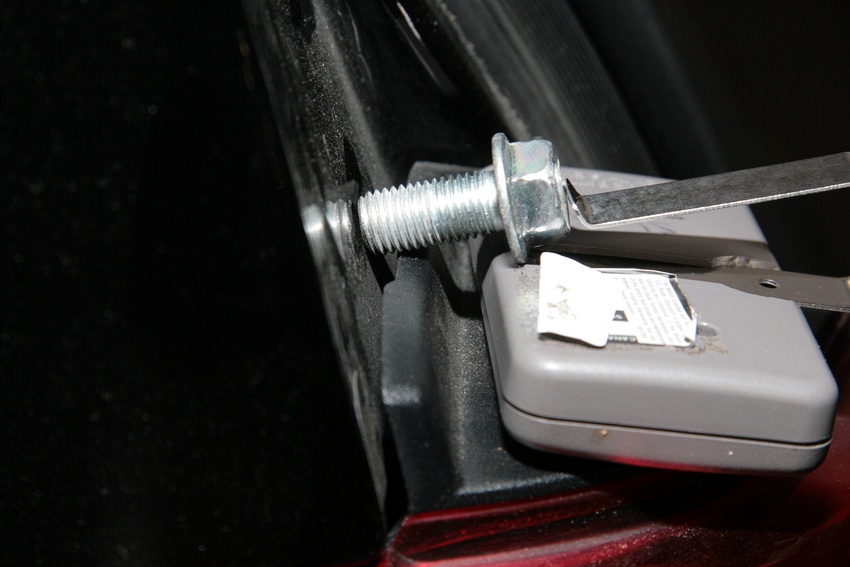 Left tail light assembly
