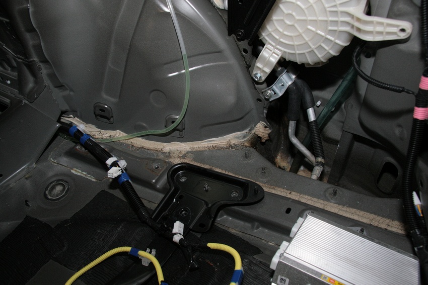 Another angle - note the dirt collecting in the channel towards the front
